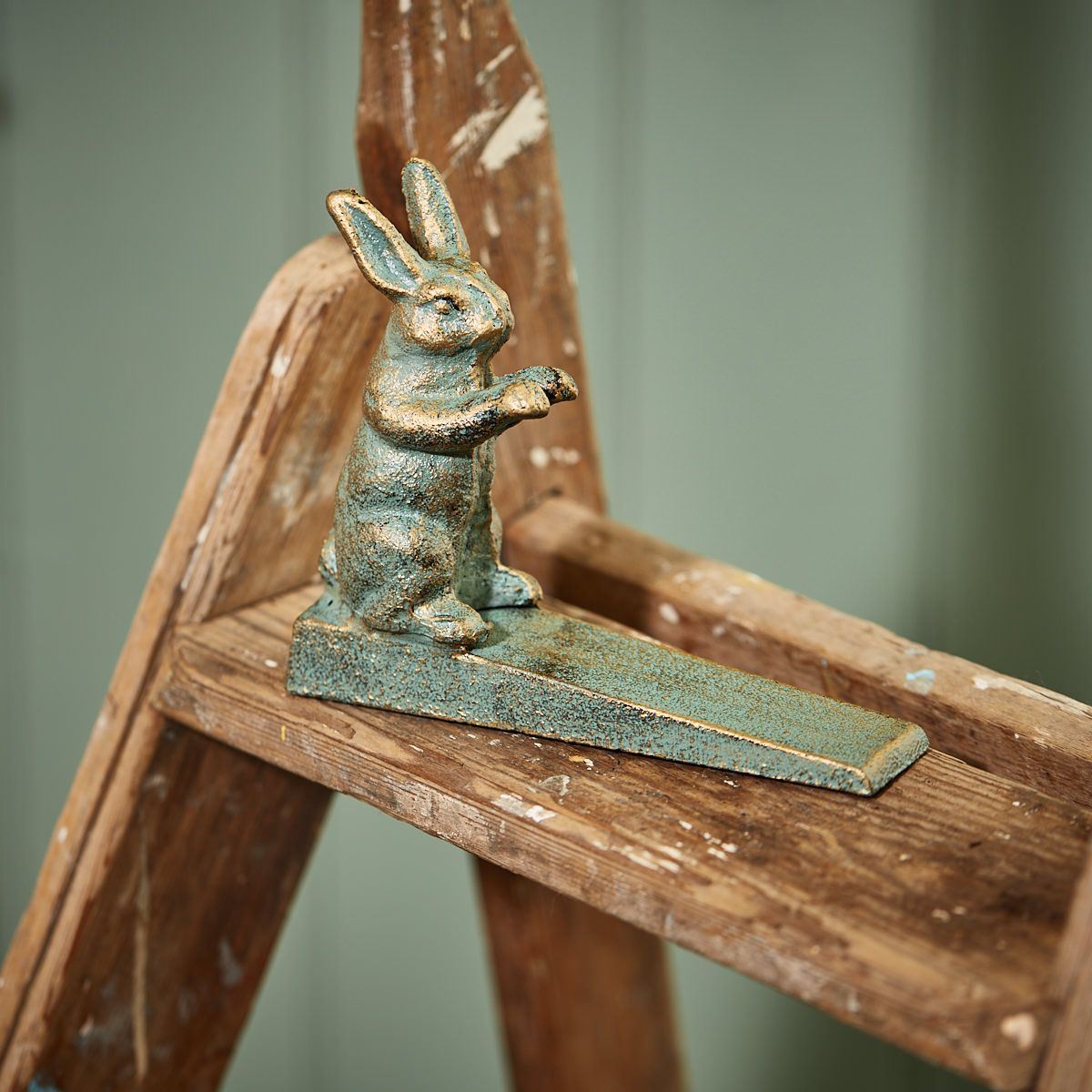 Smedejern hare -dør kil | Vintage -stil Metal Rabbit Doorstop Wedge - 16 cm - Image 2