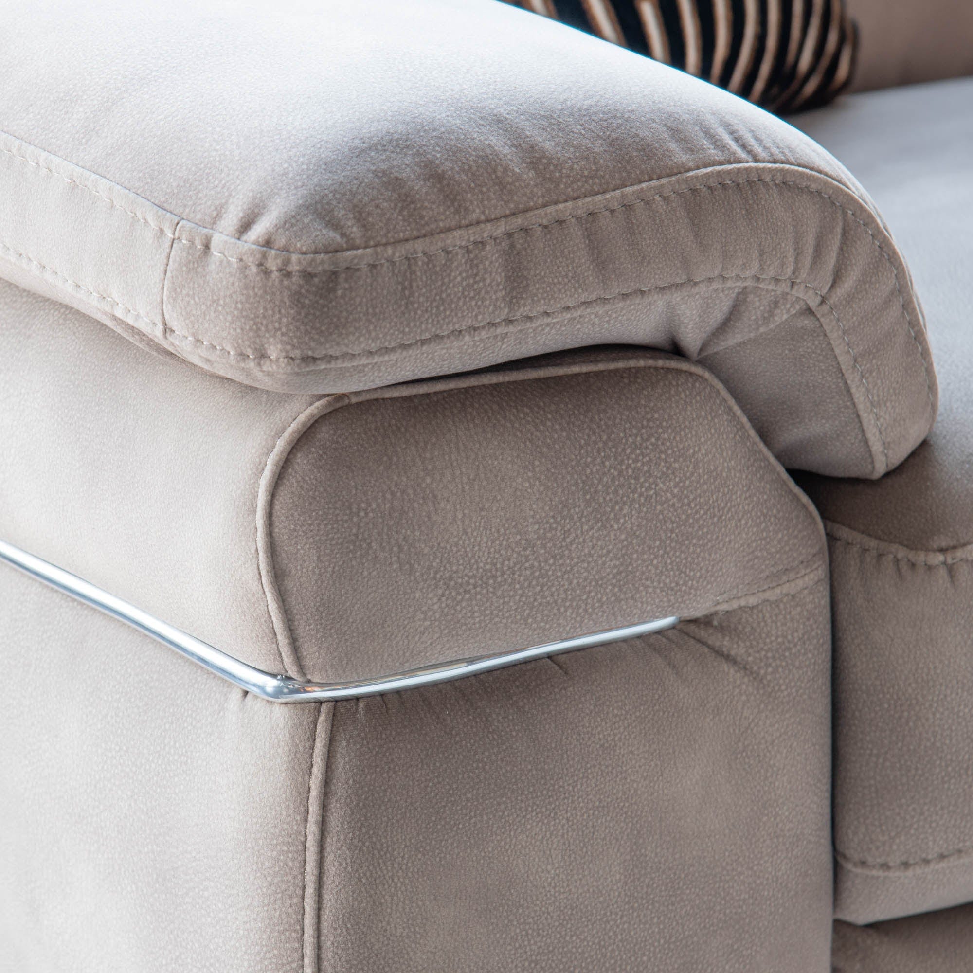 Berlinetta - 2 sædetrækstlister sofa i stof - Image 3